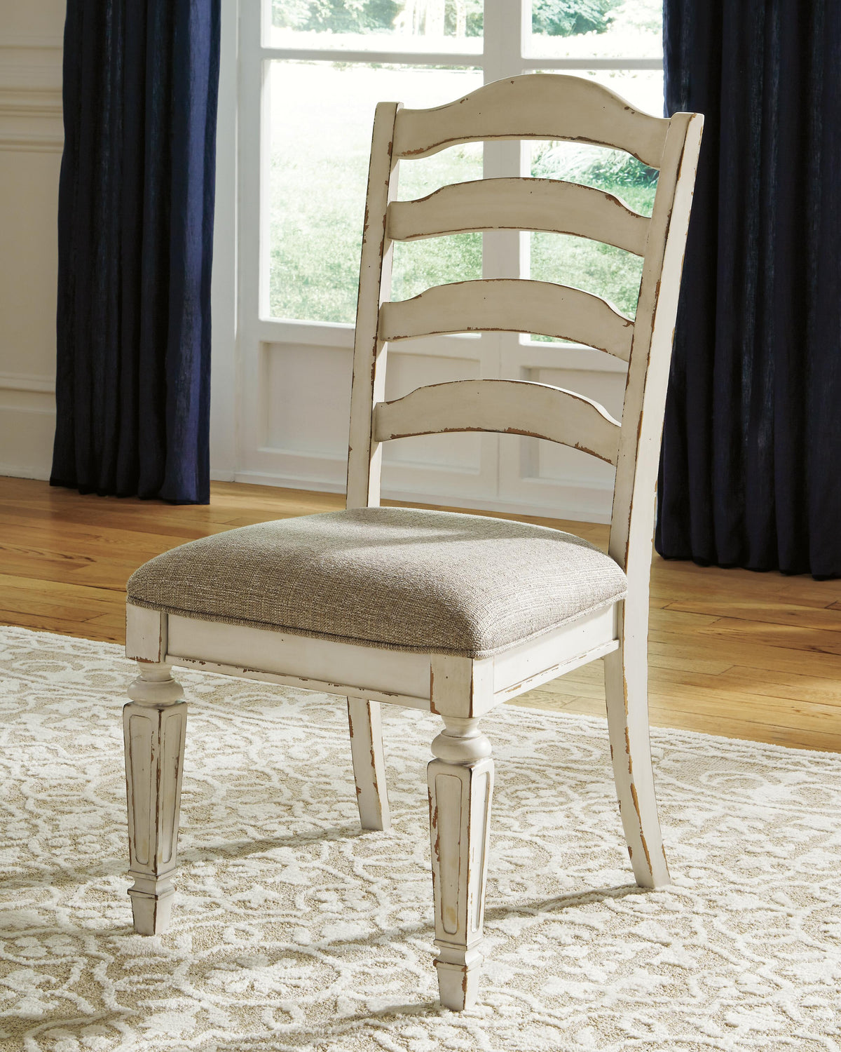 Realyn Side Chairs (Set of 2)