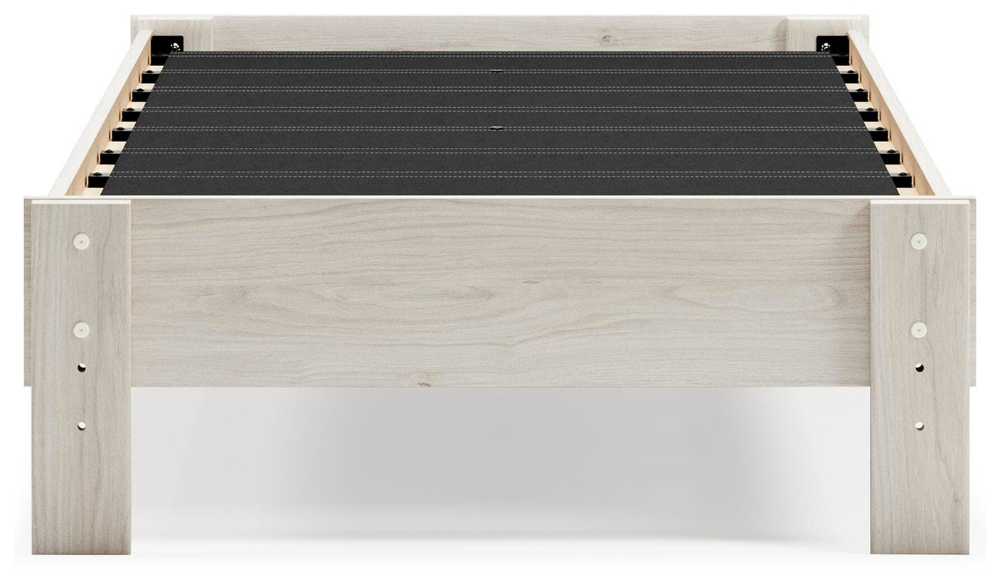 Socalle Platform Bed