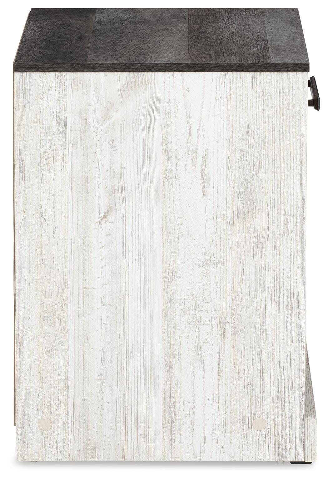 Shawburn Nightstands