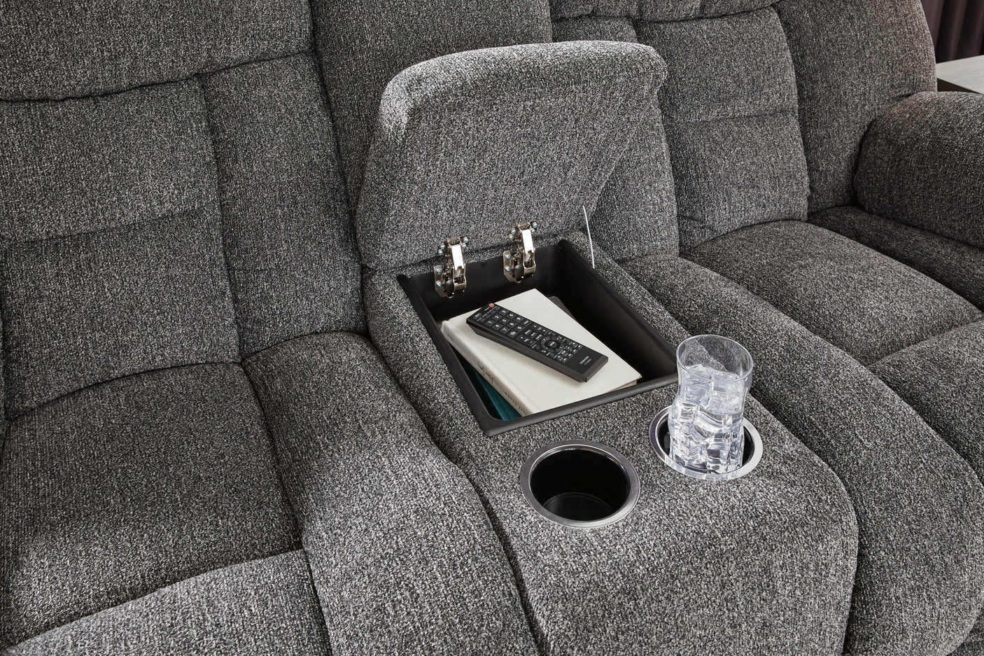 Foreside Loveseat