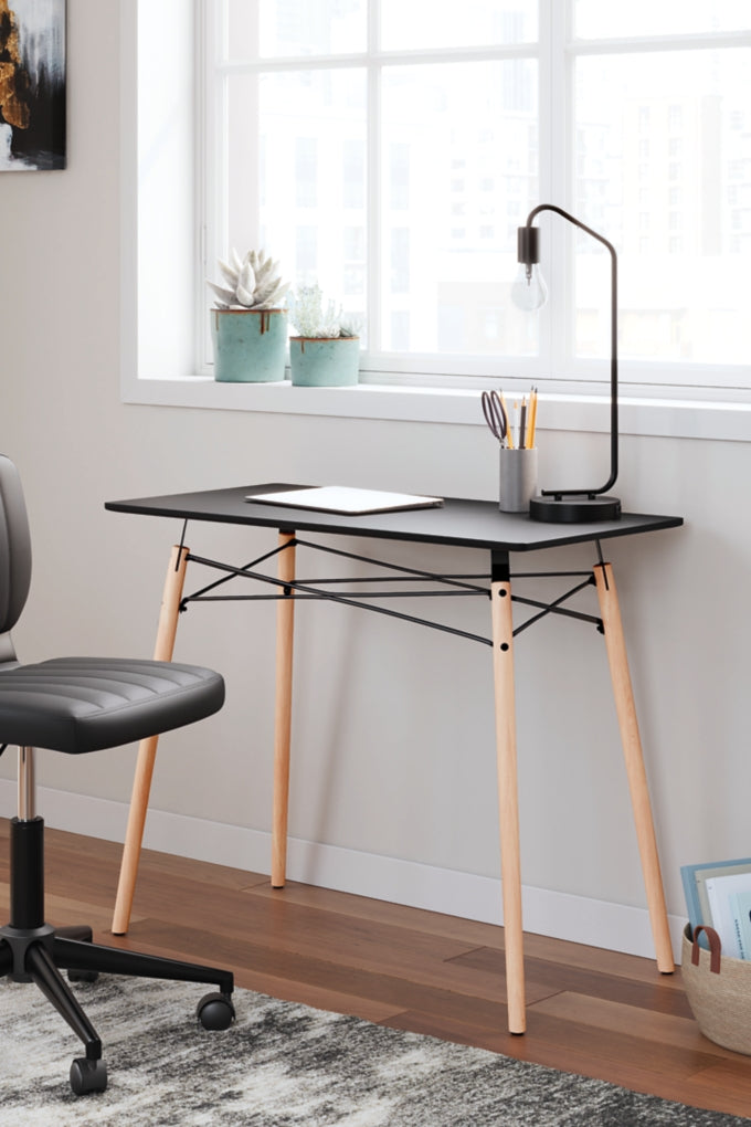 Jaspeni Desks