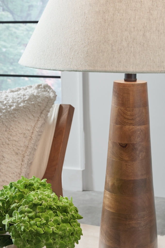 Danset Table Lamps