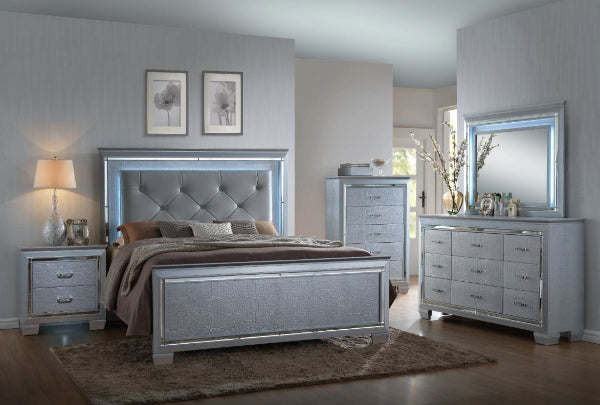Lillian King Bedroom Set