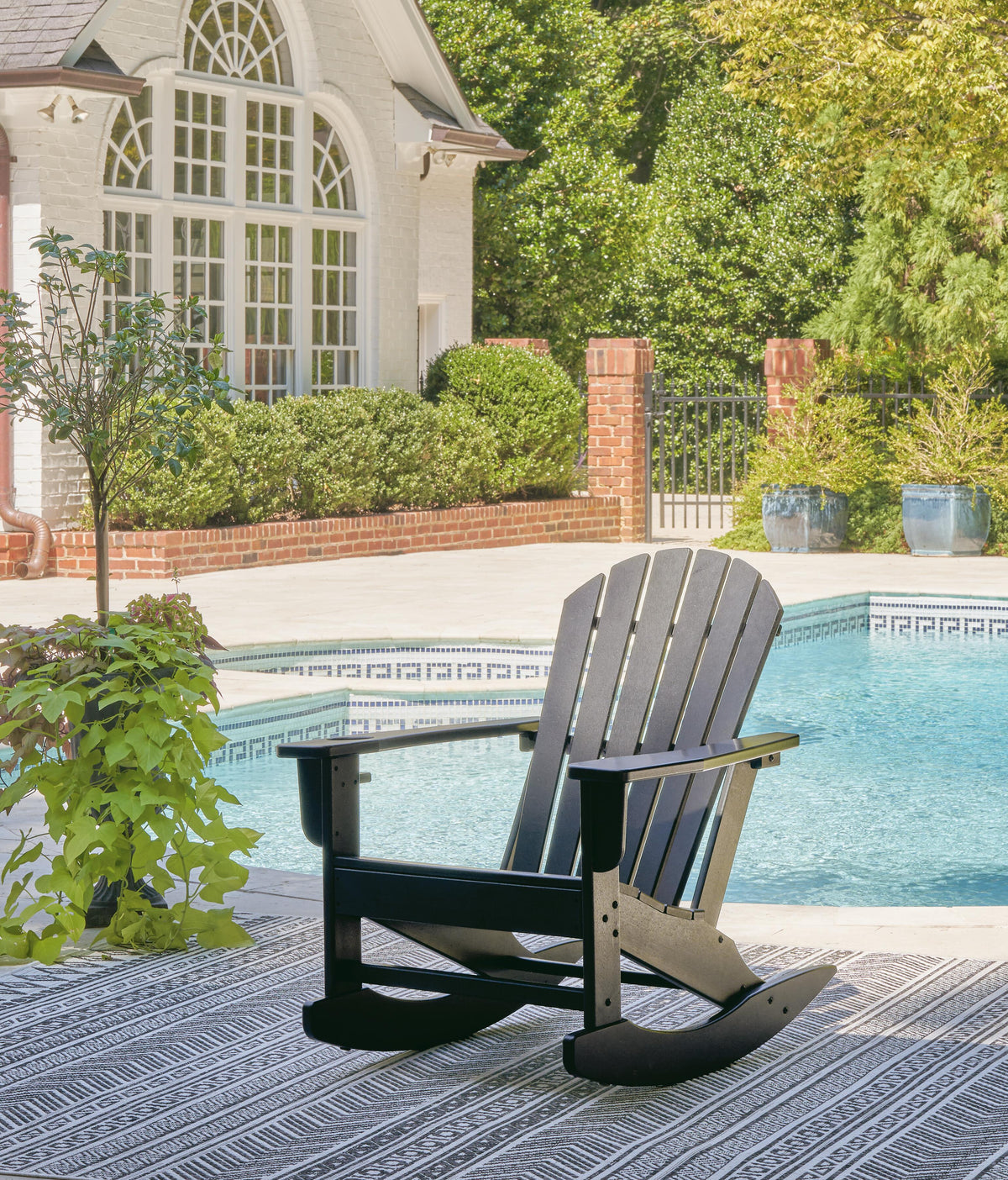 Sundown Outdoor Chair