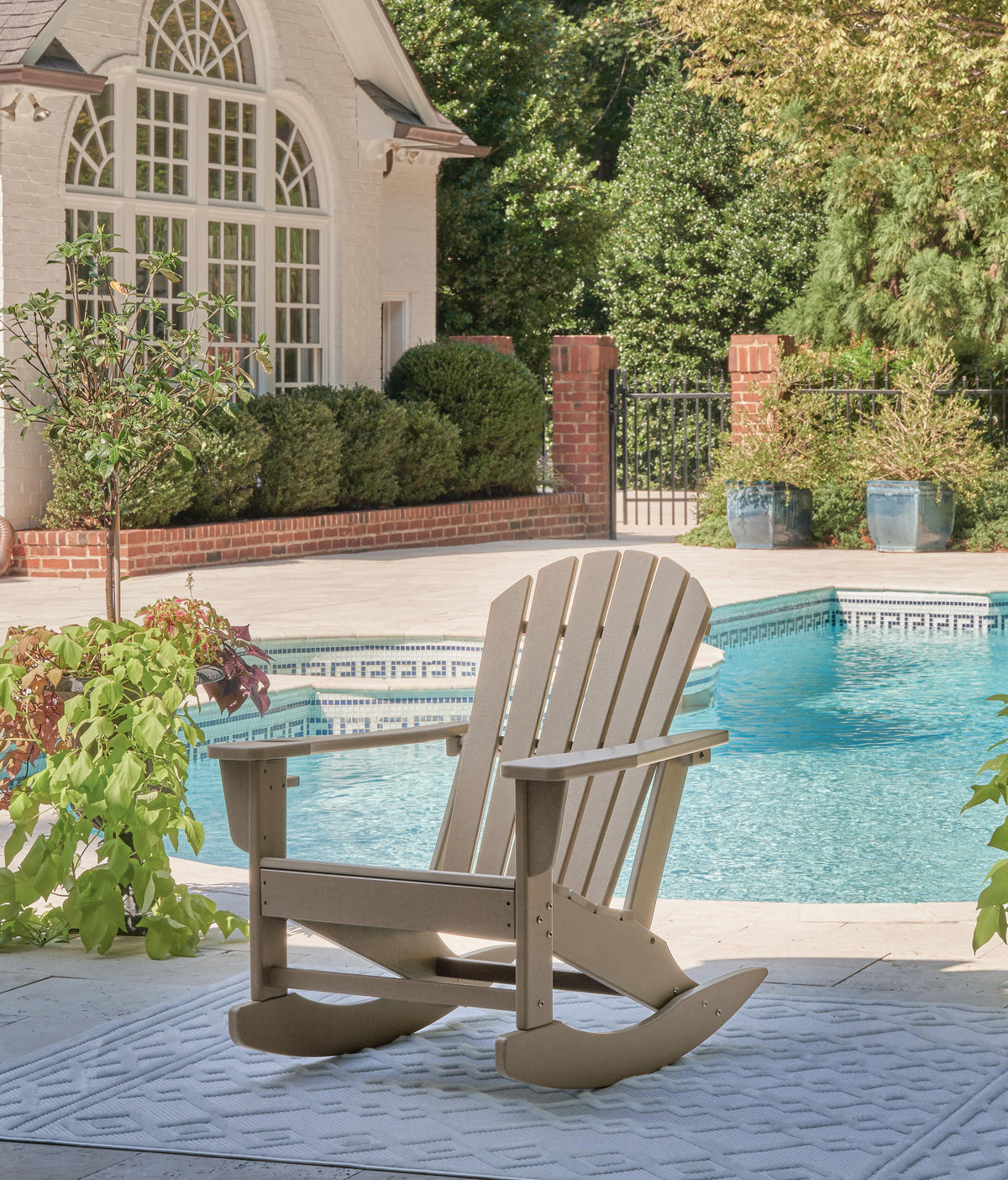 Sundown Outdoor Chair