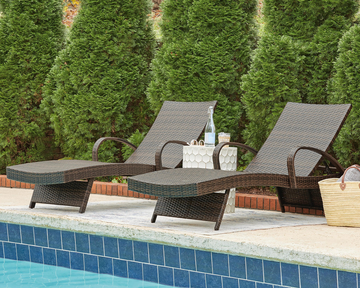 Kantana Outdoor Chair