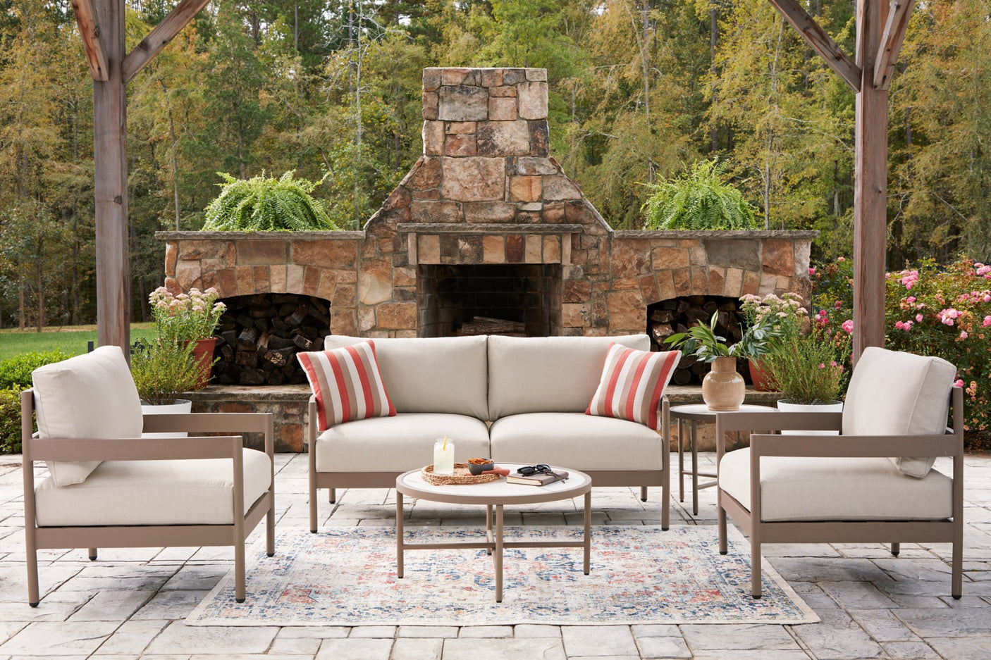 Bluff Outdoor Chair