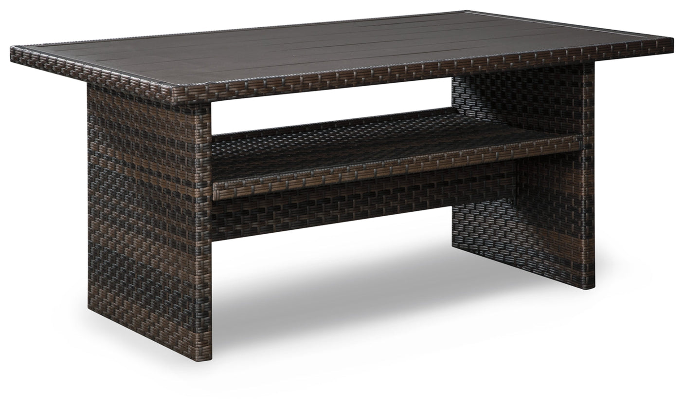 Easy Outdoor Dining Table