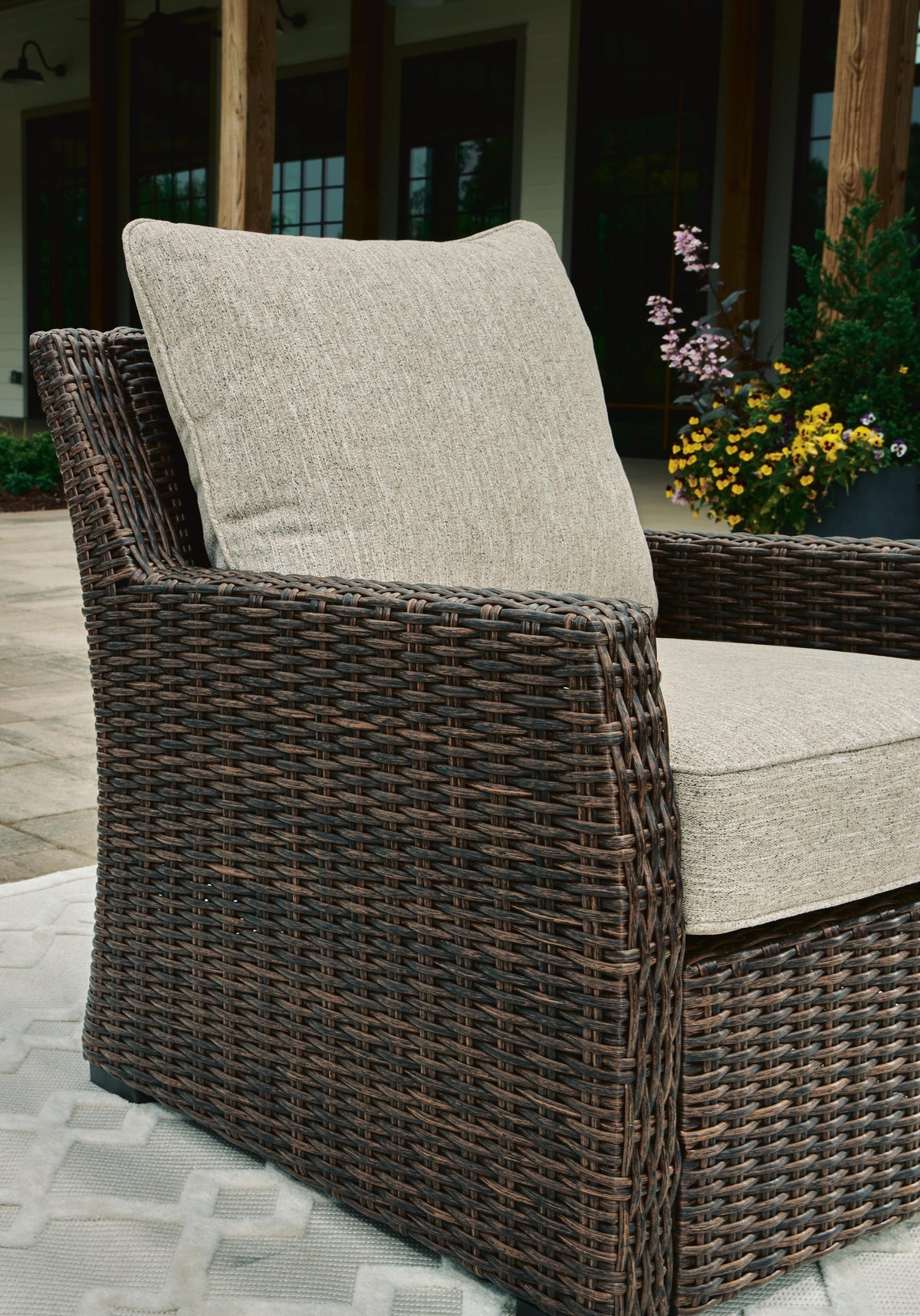 Brook Outdoor Chair