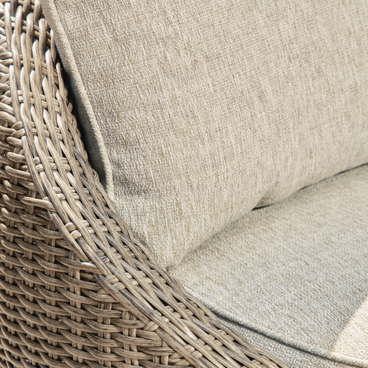Danson Outdoor Chair