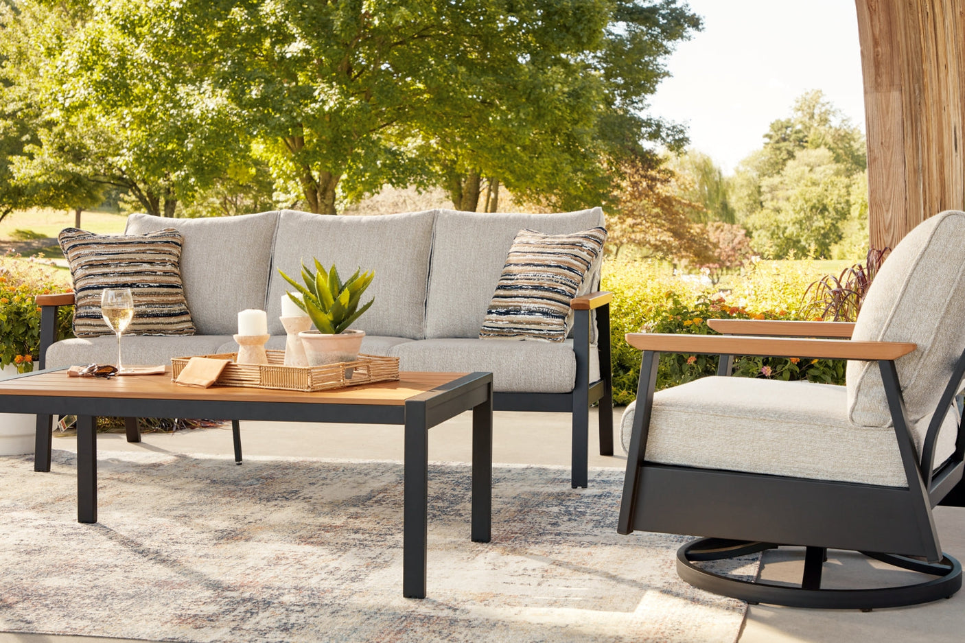 Carlsbad Beach Sofa/Chairs/Table Set (4/CN)