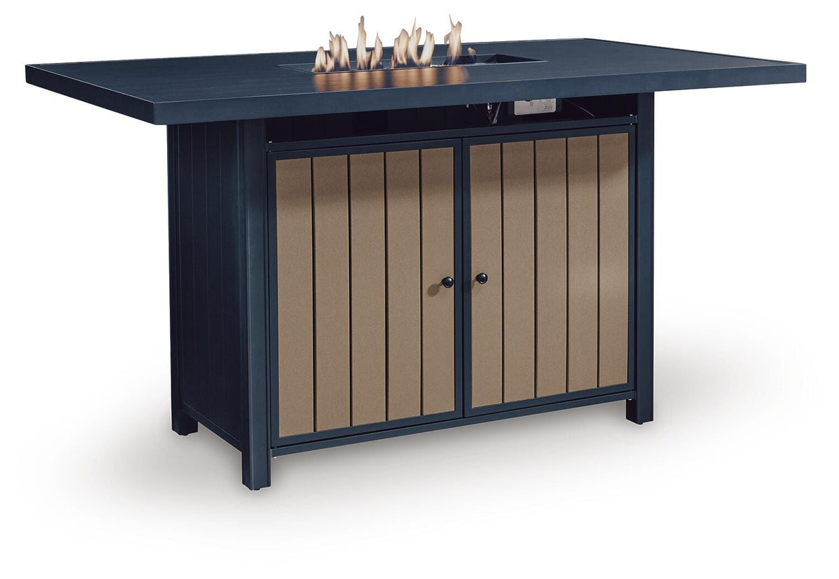 East Outdoor Bar Set