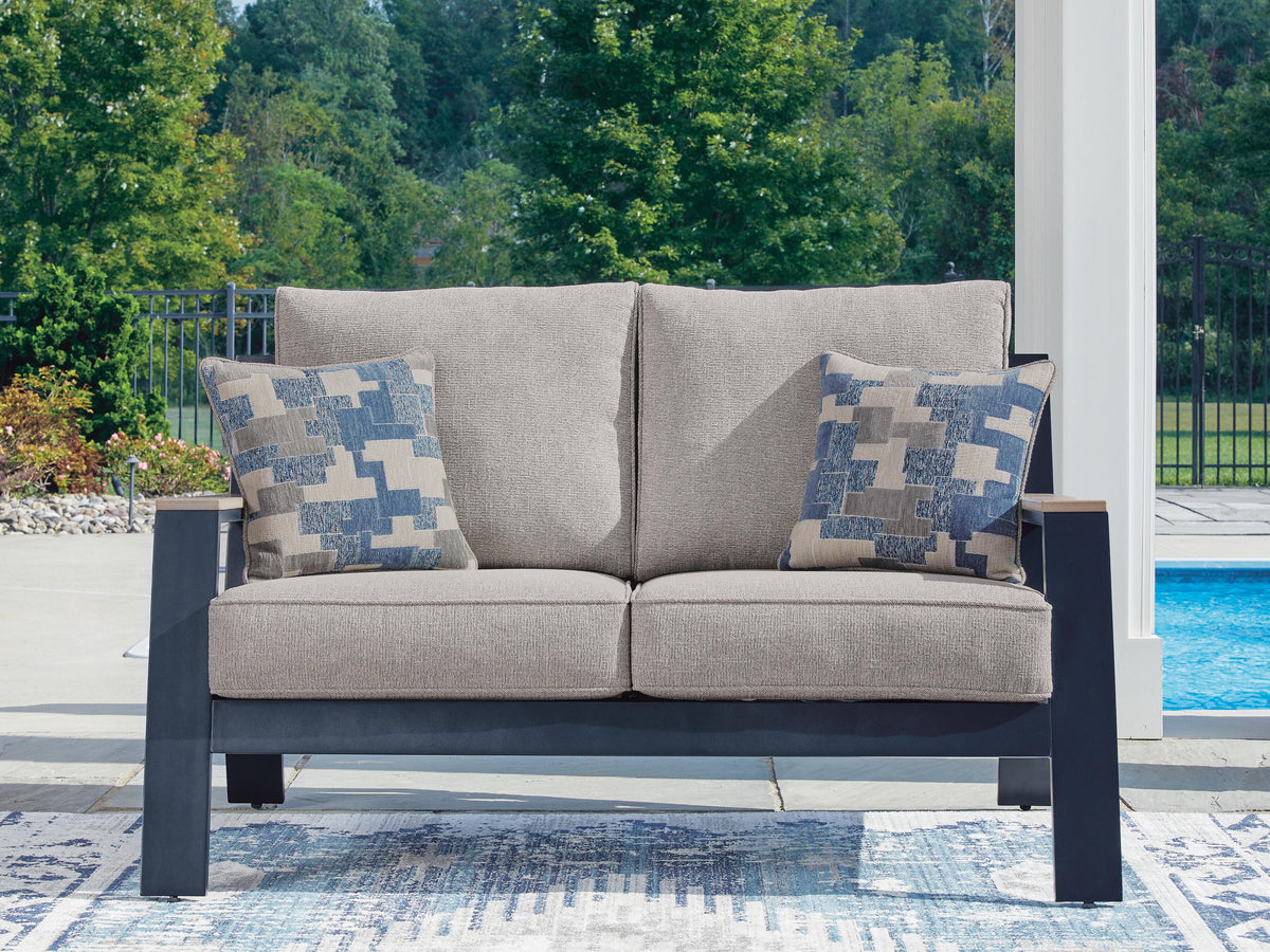 East Outdoor Loveseat