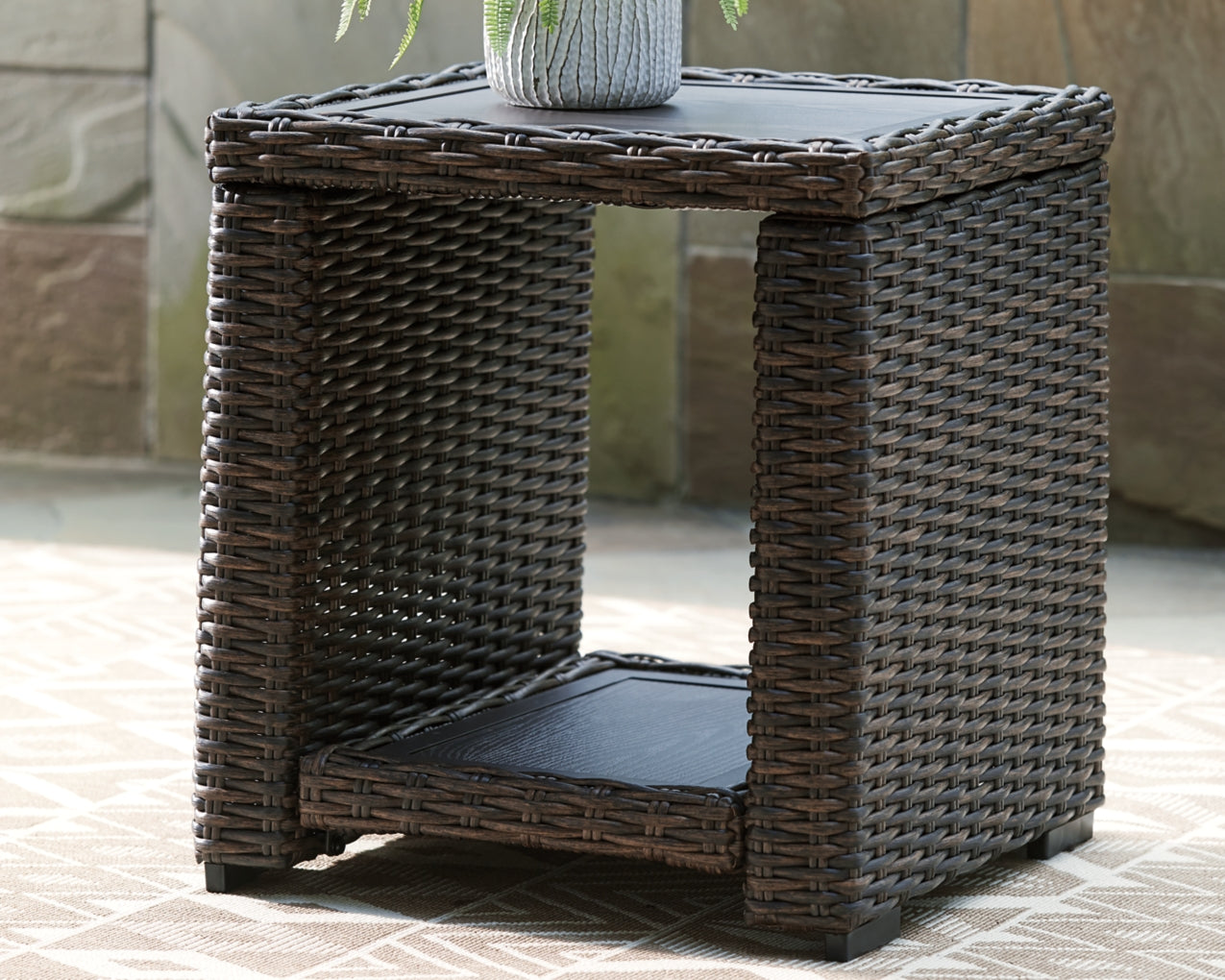 Grasson Outdoor End & Side Table