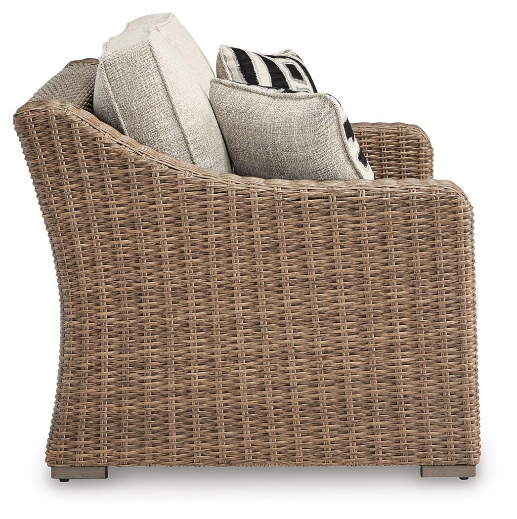 Beachcroft Outdoor Loveseat