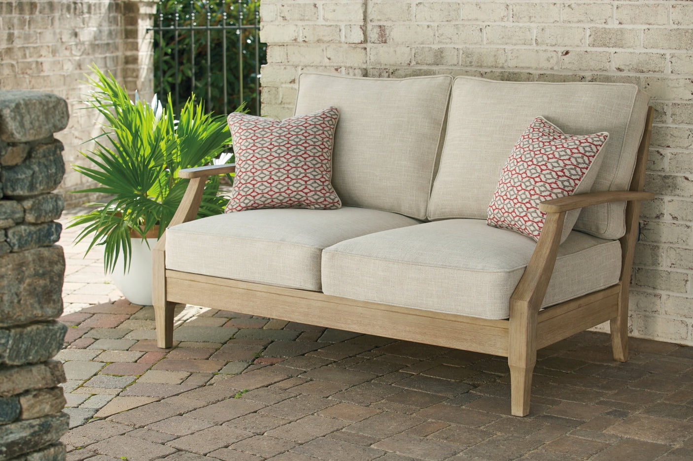Clare Outdoor Loveseat
