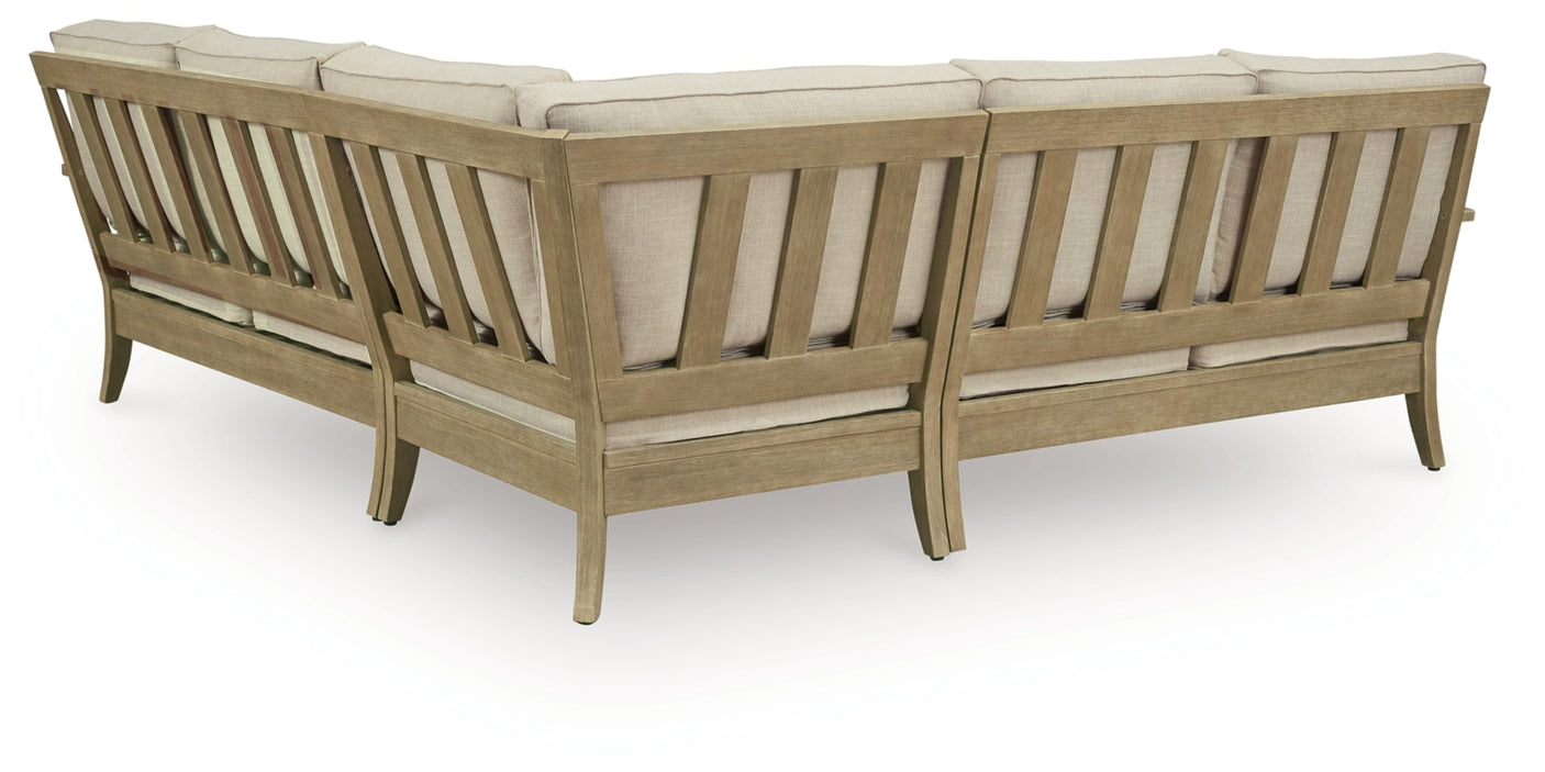 Clare View Outdoor Seating