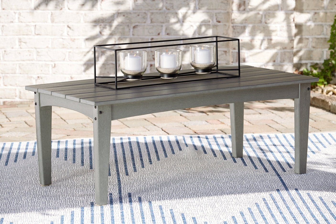 Visola Table