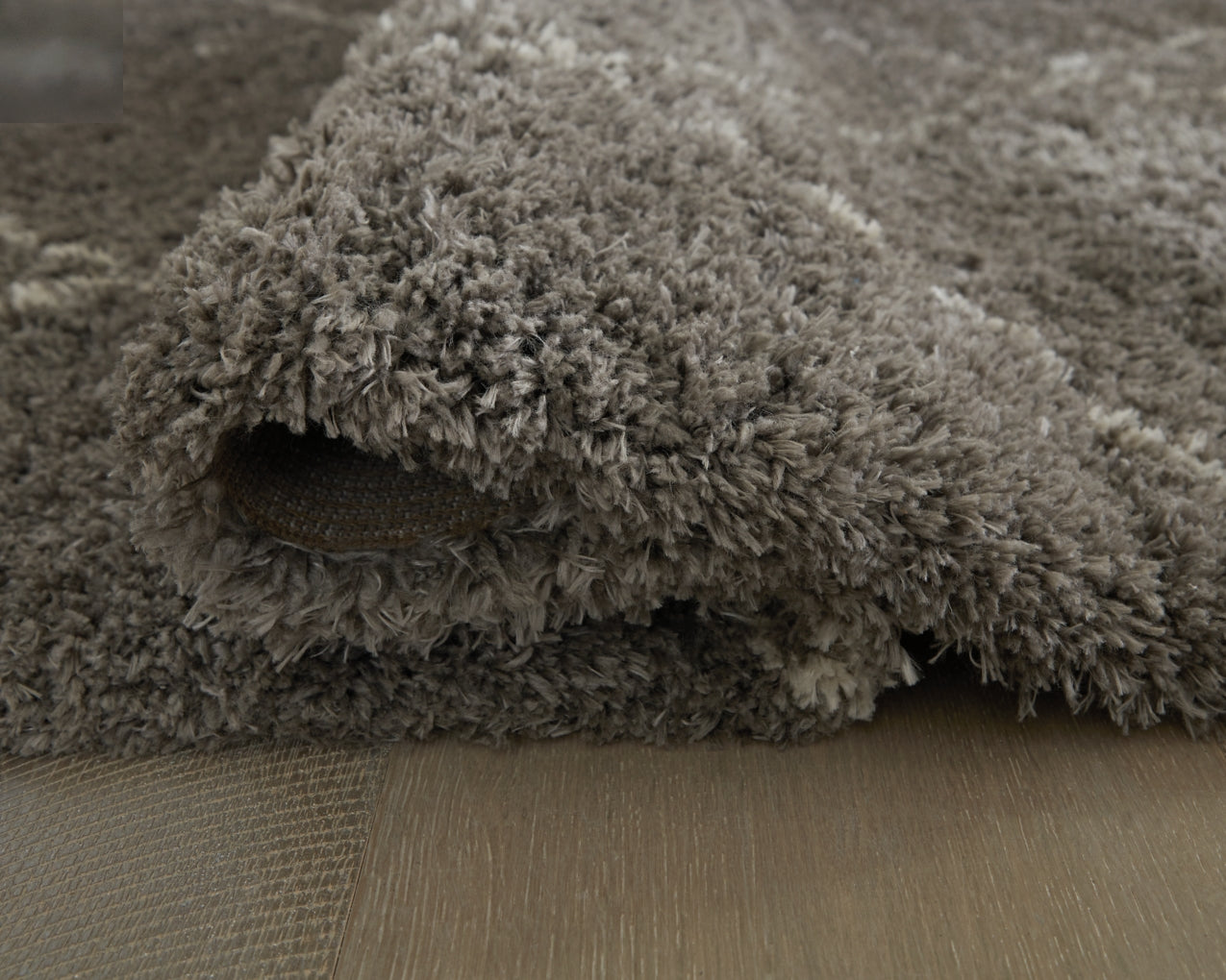 Wrenlow Area Rugs