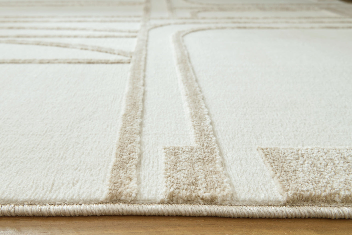 Farongrove Area Rugs