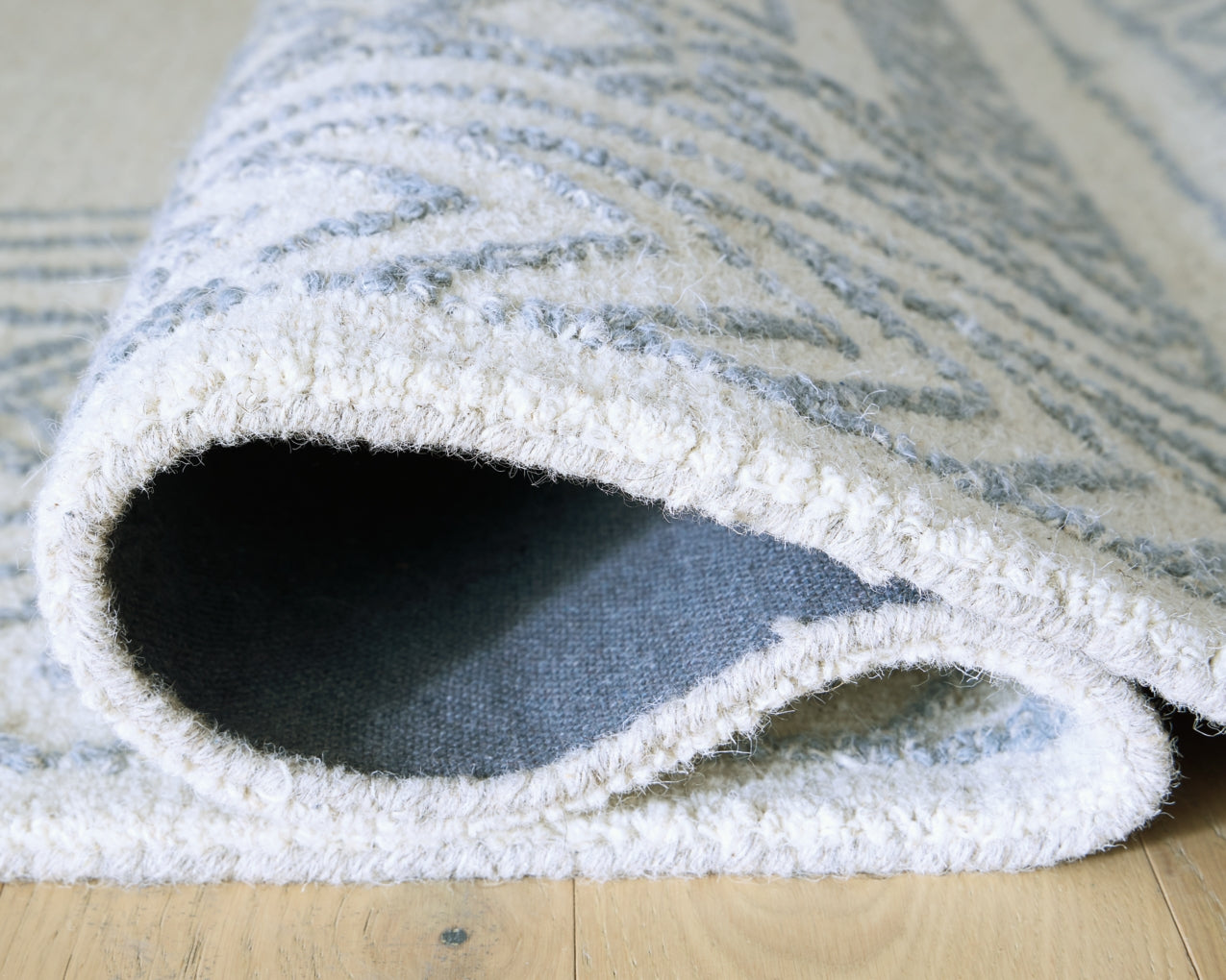 Azelhurst Area Rugs