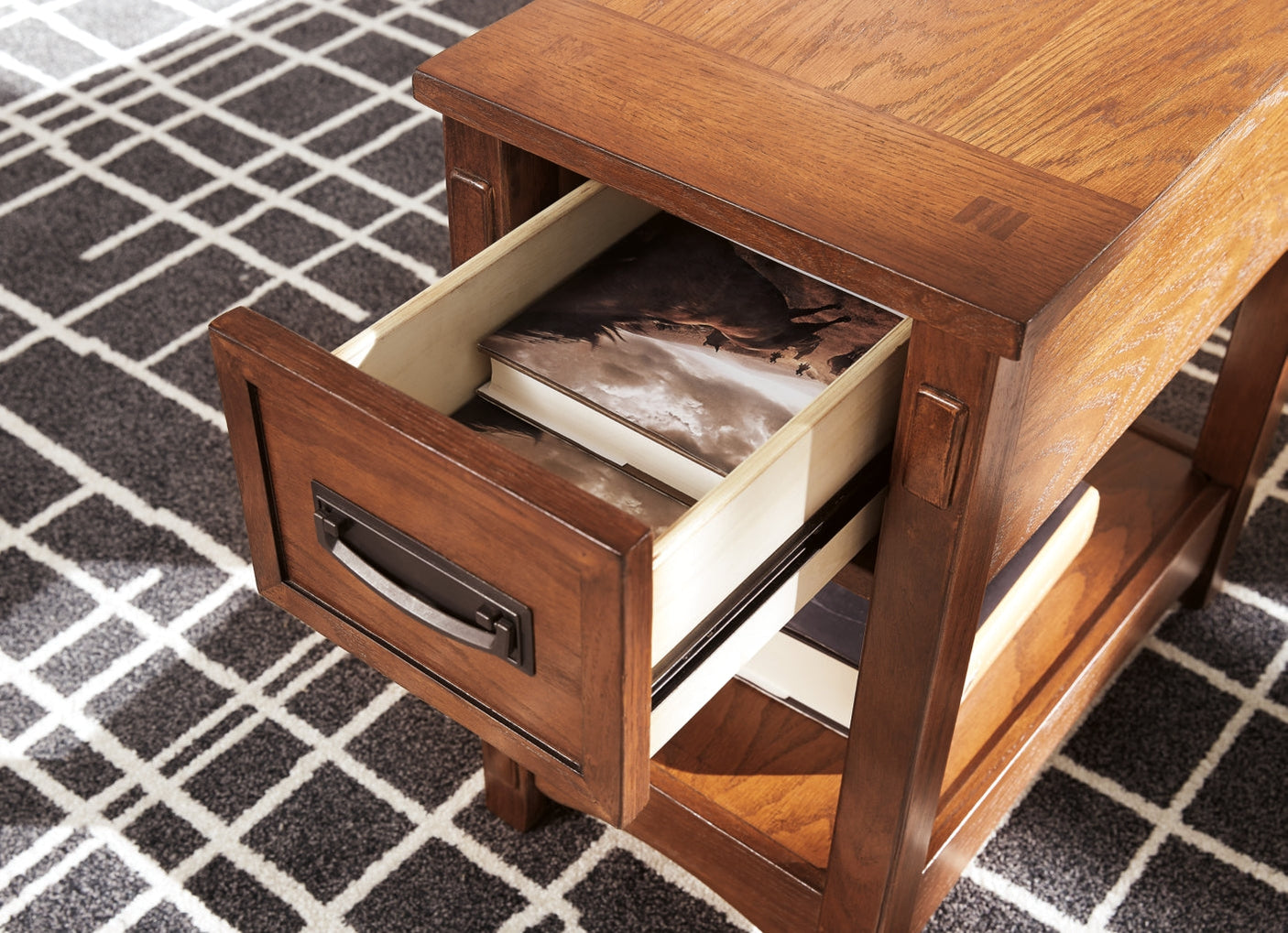 Breegin End & Side Tables