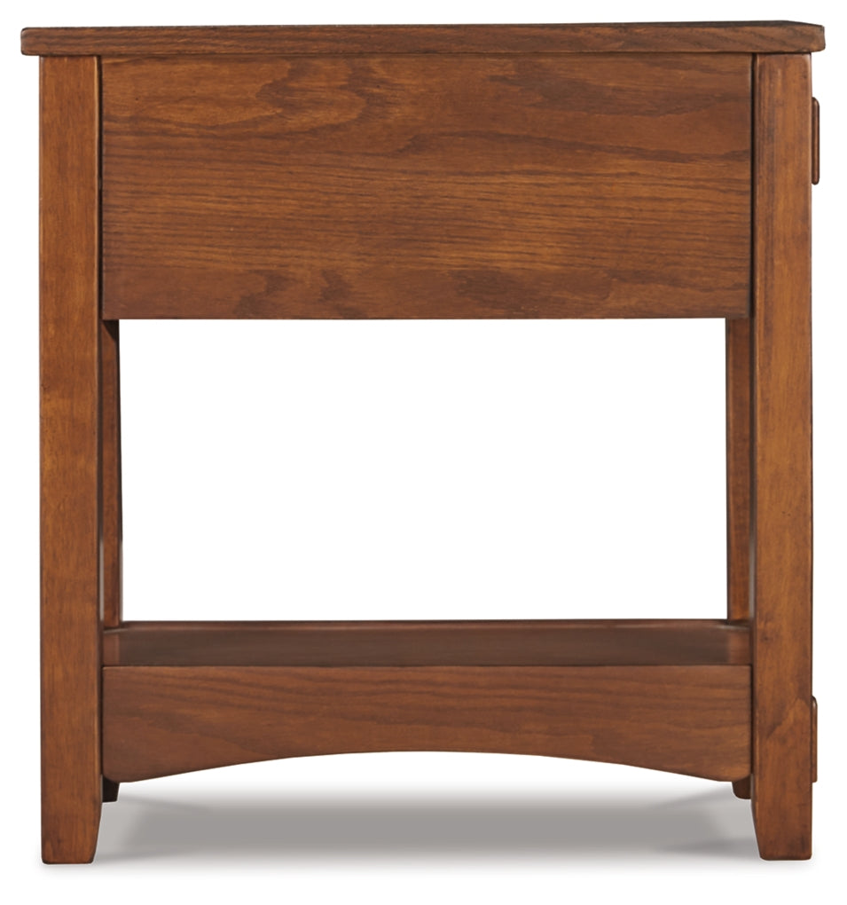 Breegin End & Side Tables