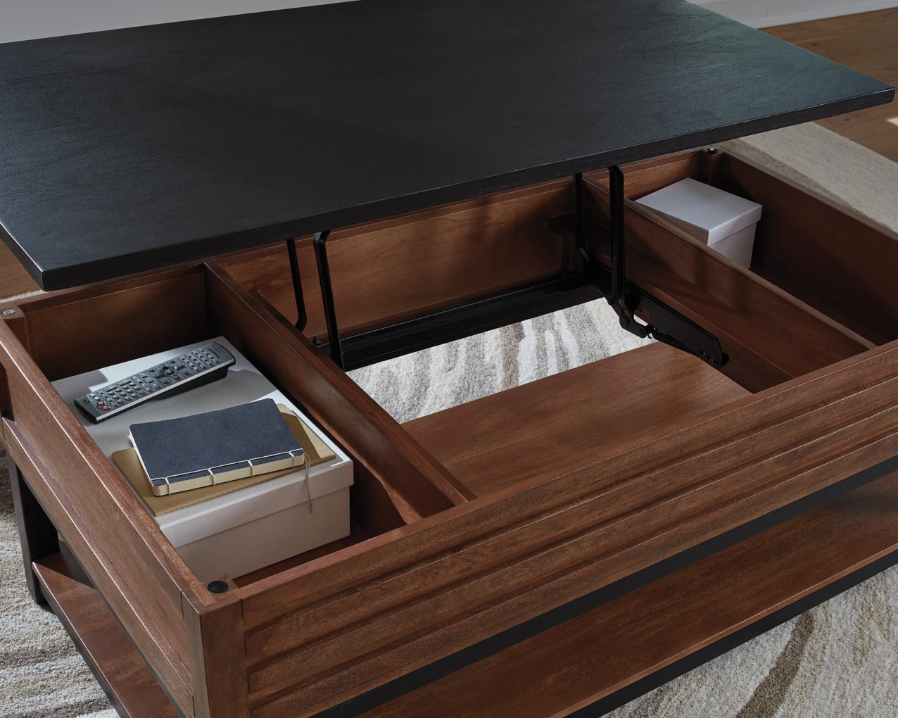 Kallari Lift Top Cocktail Table