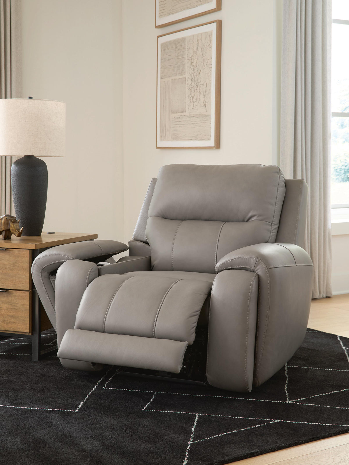 Trendsetter Power Recliner