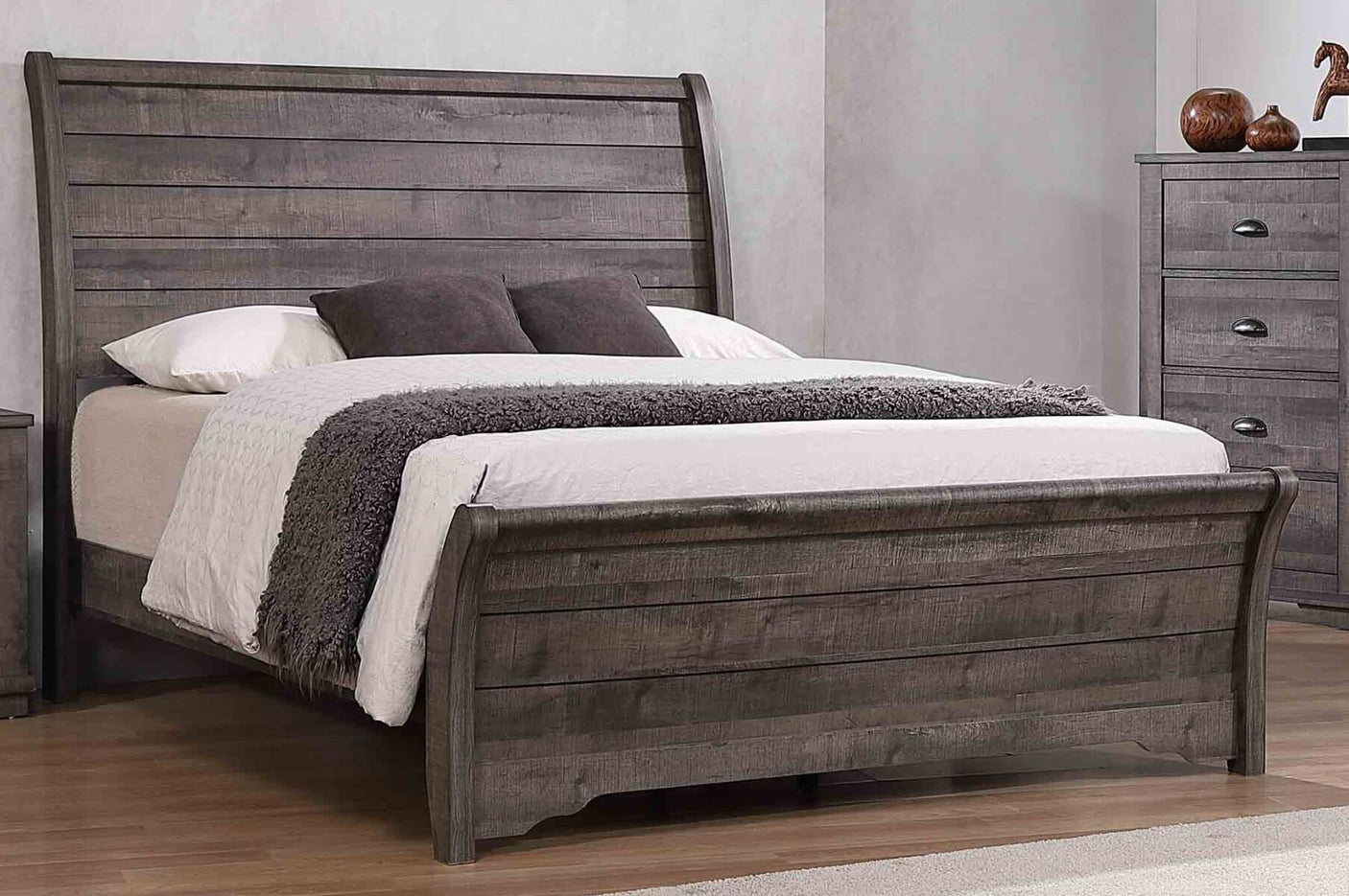 Scarlet King Bedroom Set