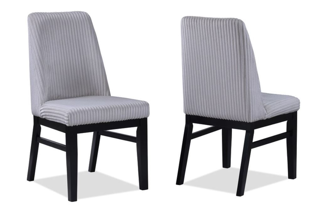 Hadley Round Table w/ 4 Chairs