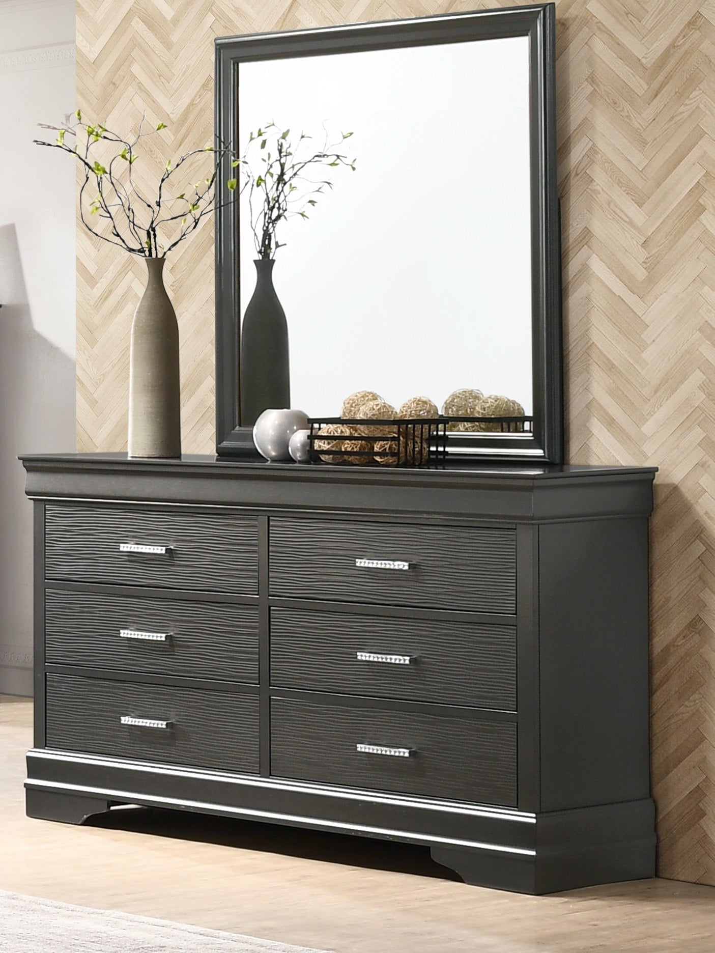 Lucy Twin Bedroom Set W/ Free Chest