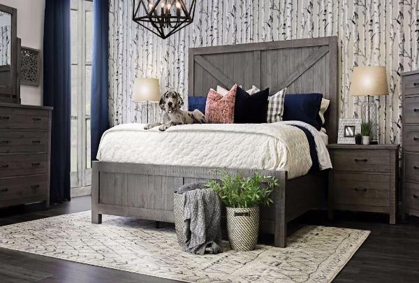 Hunter Queen Bed