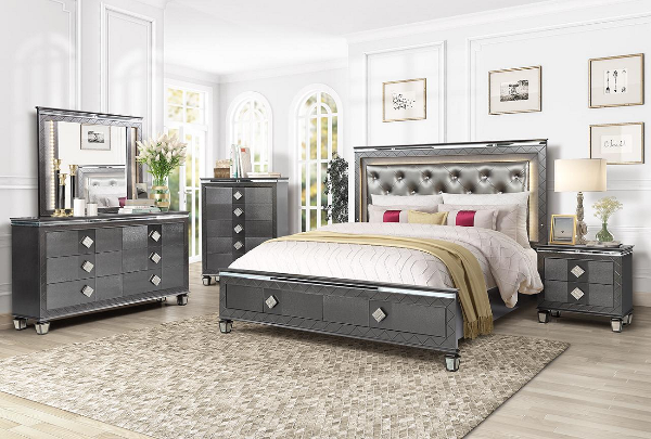 Layla Queen Bed w/ FREE Dresser