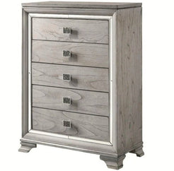 Vail Chest