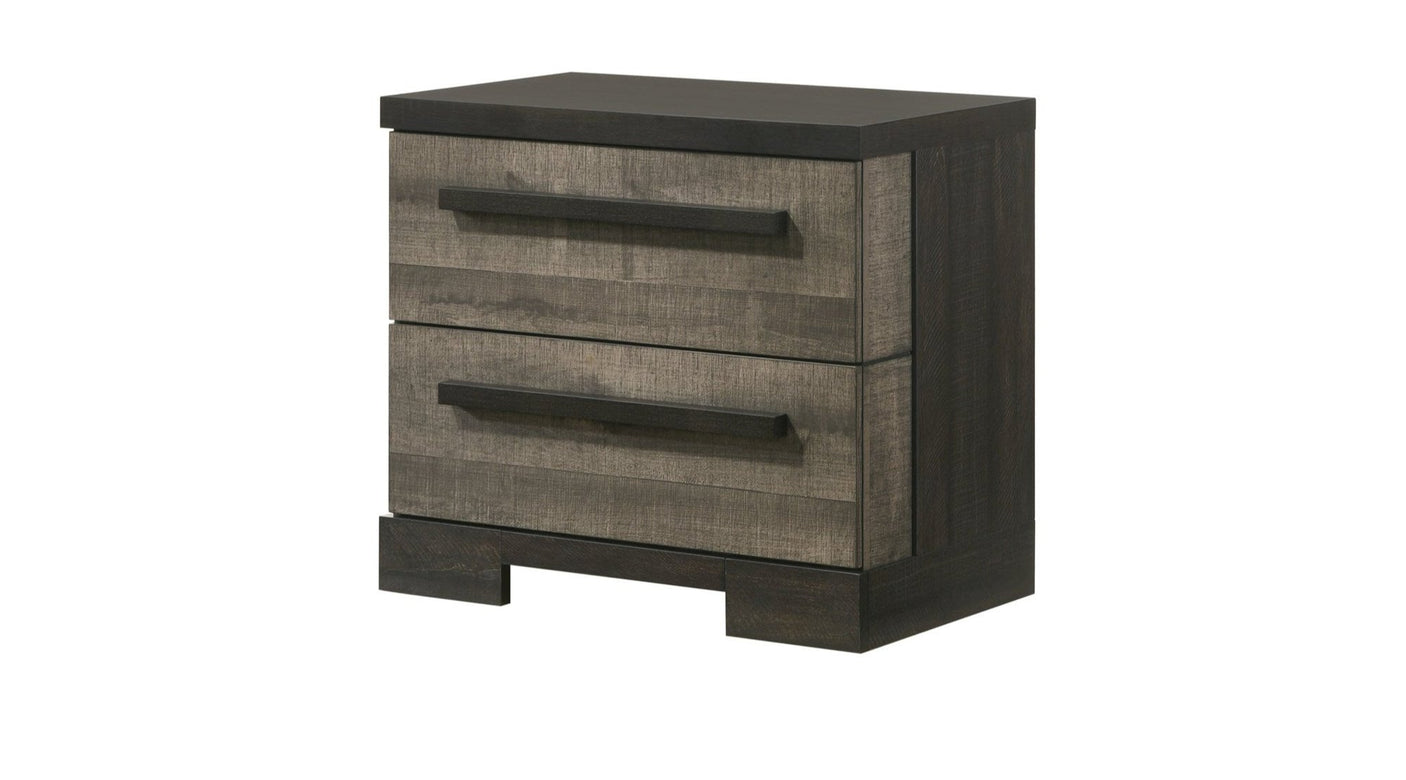 Remington Queen Bedroom Set W/ FREE Chest