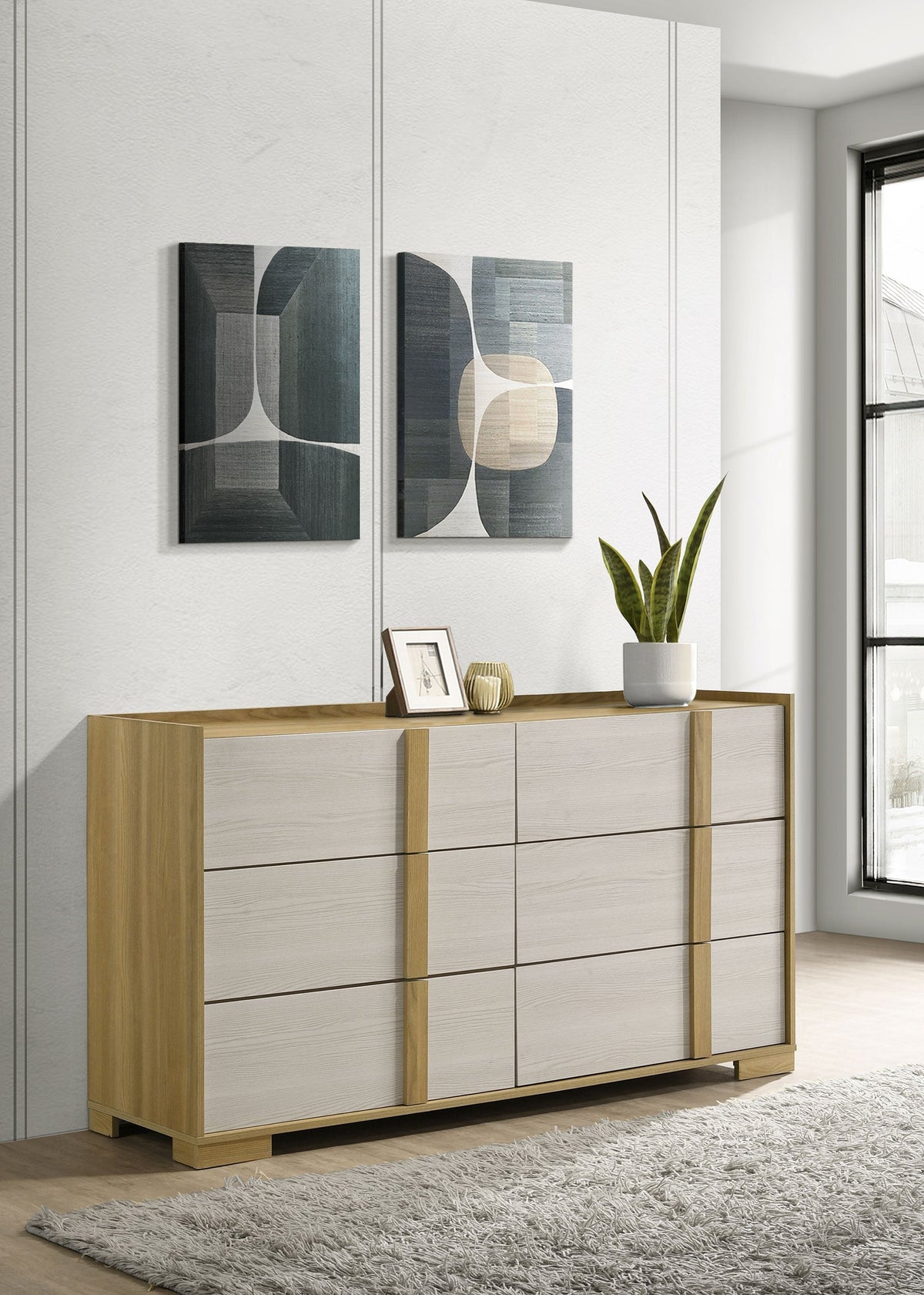 Hyland Dressers