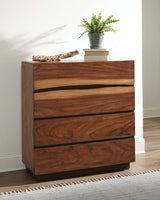 Winslow Chests