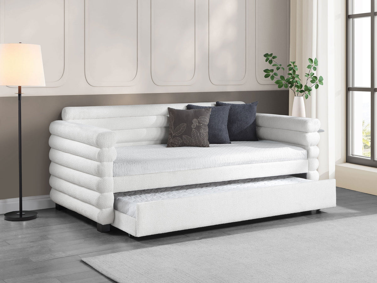 Patricia Daybeds
