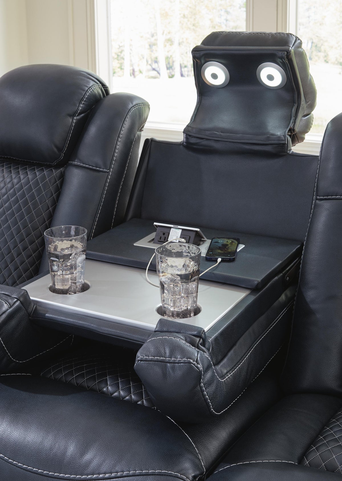 Fyne-Dyme Stationary Sofa Sets