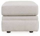 Maitelynn Ottoman