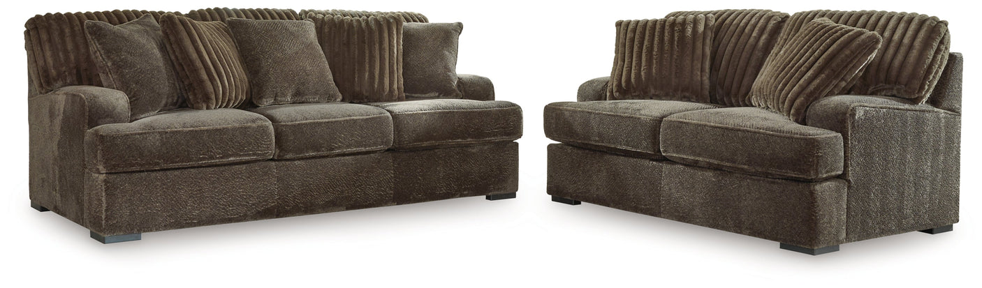 Aylesworth Living Room Set