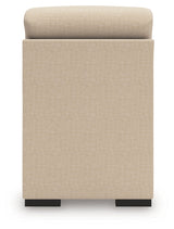 LadyMae 4-Piece Sectional