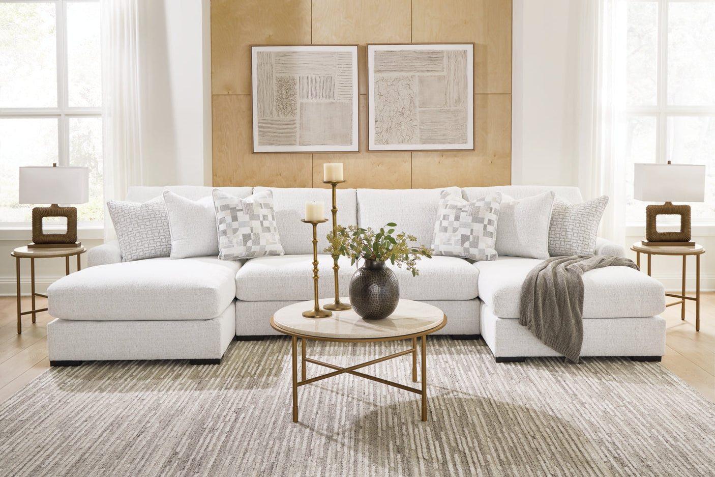 Wynncroft Manor 4-Piece Double Chaise Sectional