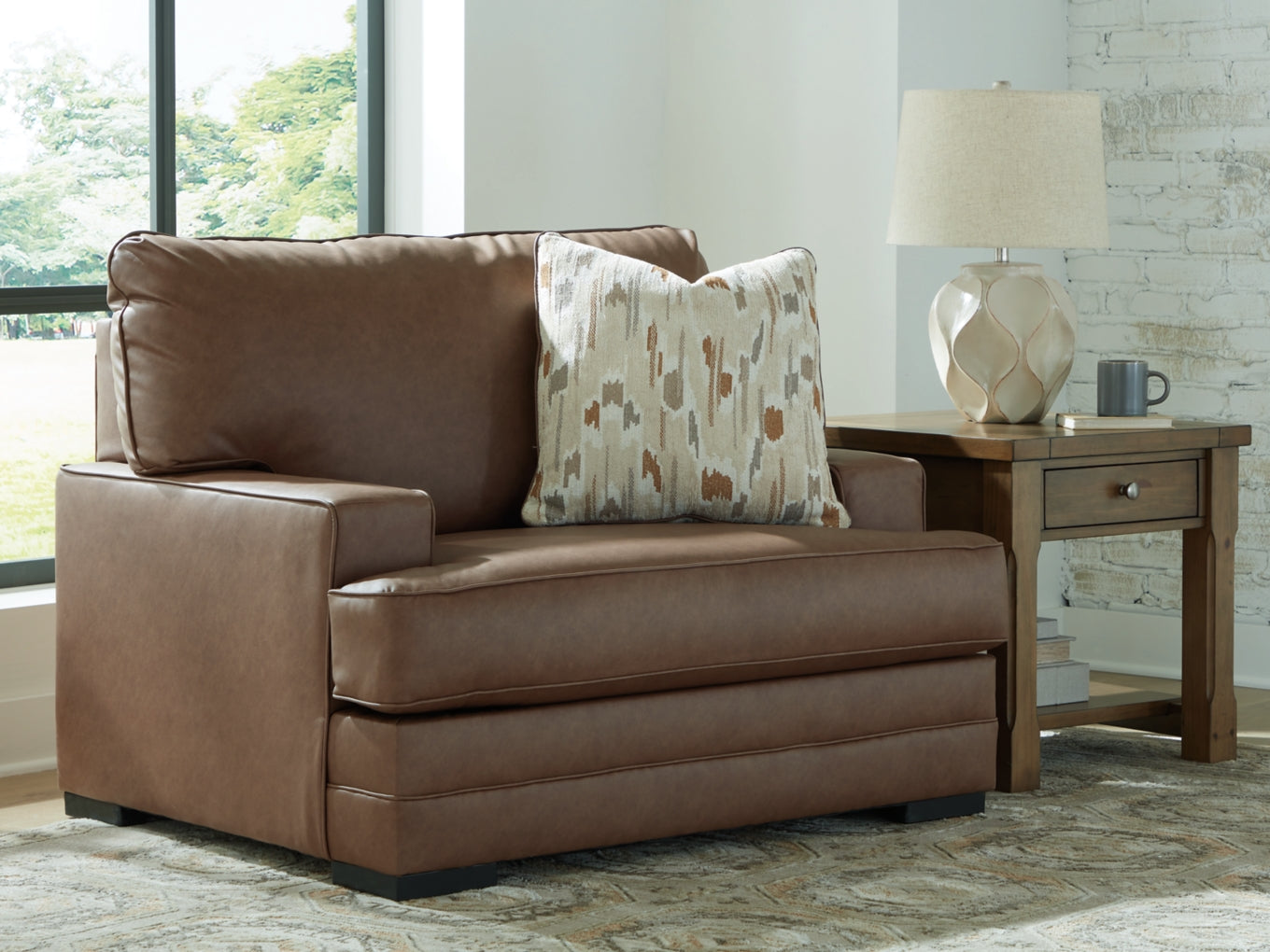 VillaCourt Chair and a Half