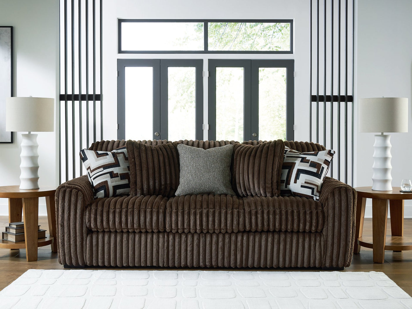 Midnight-Madness Sofa