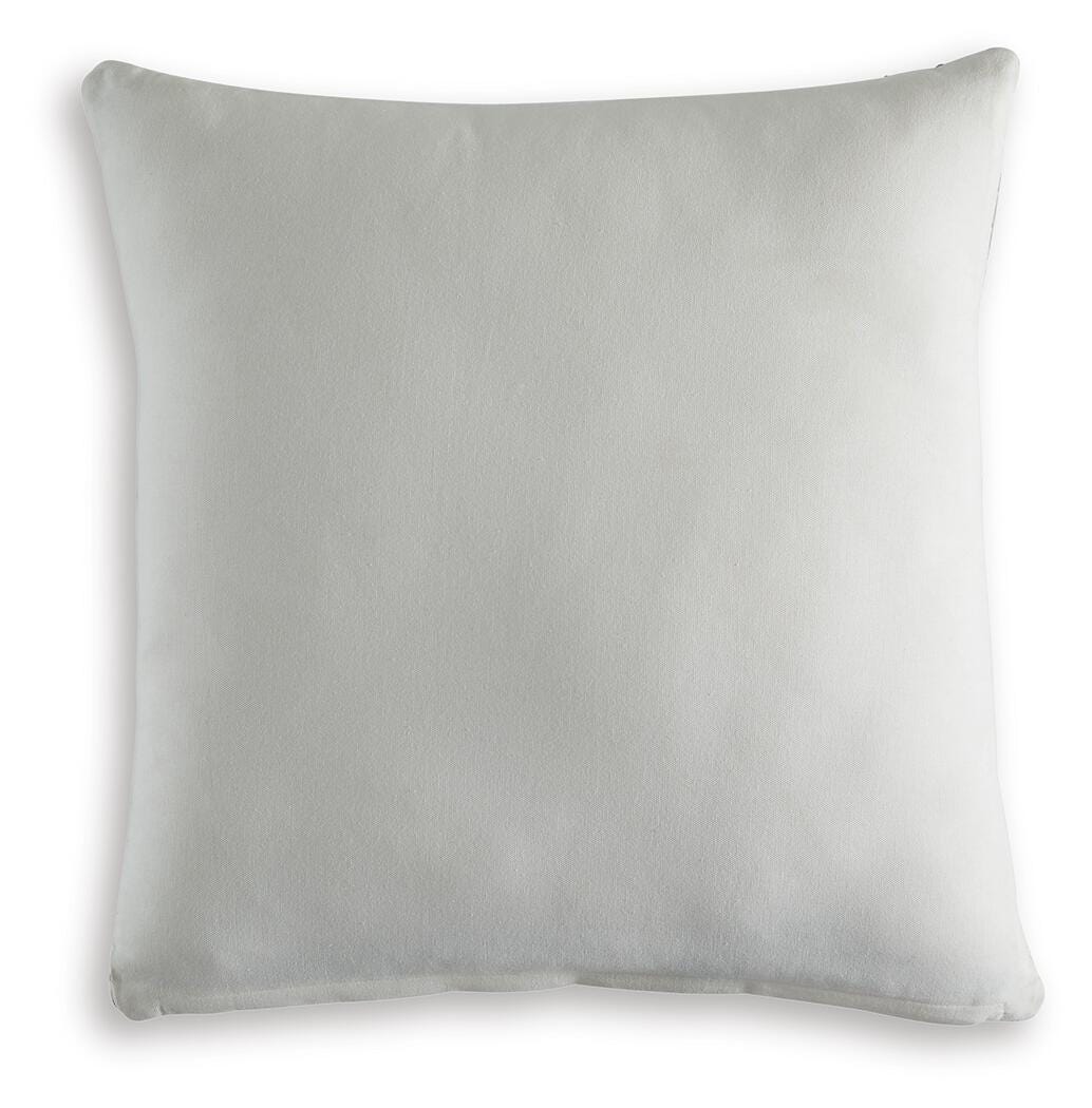 Dainwick Accent Pillows