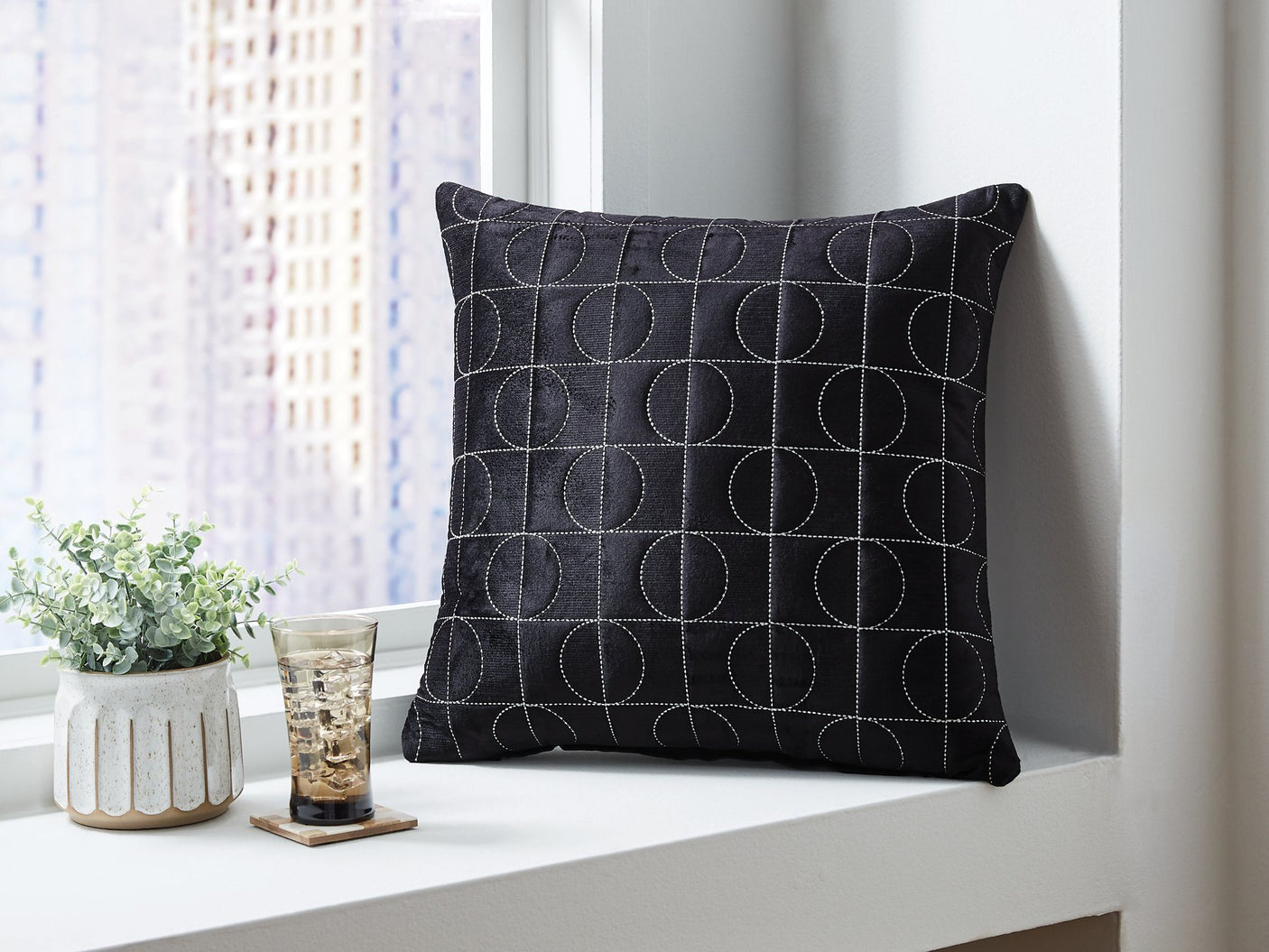 Kydner Pillow (Set of 4)