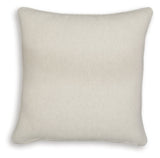 Viveka Pillow