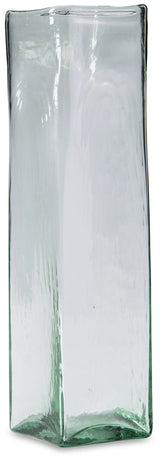 Taylow Vase
